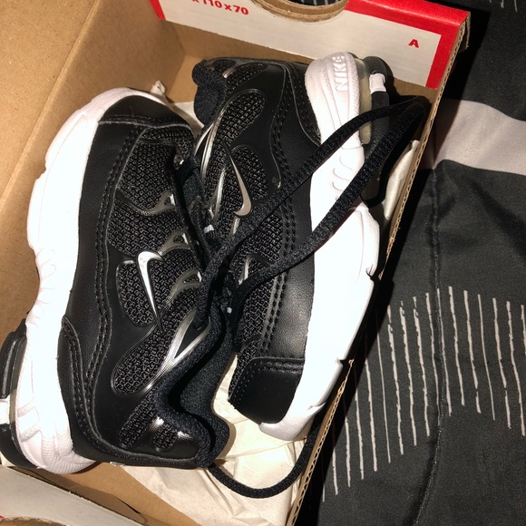 nike air max plus toddler boy
